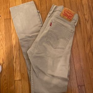 Levi’s tan/cream pants
